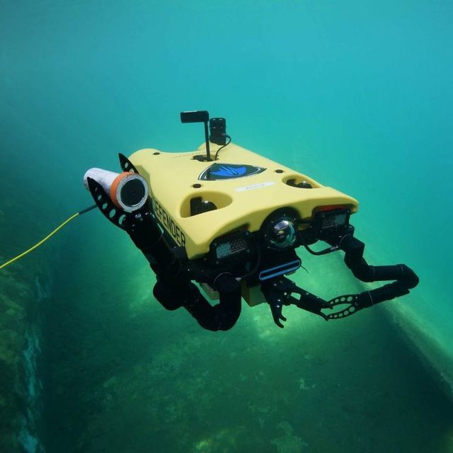 Inspecciones submarinas con ROVs